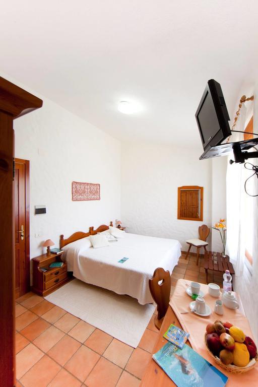 קסטיאדס Hotel S'Obreschida חדר תמונה